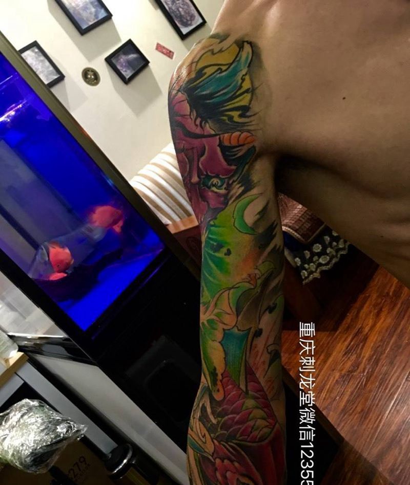 七分臂花臂完成！纹身图片_成品手臂传统动物植物纹身图案