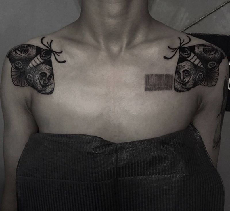 点刺肩花纹身图片_成品肩部清新动物图腾点刺刺青鬼绣作品纹身图案