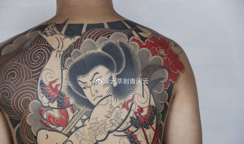 背纹身图片_背部老传统纹身图案
