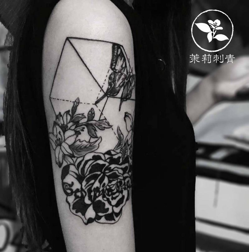 几何花线条纹身图片_成品手臂欧美清新几何植物遮盖纹身图案