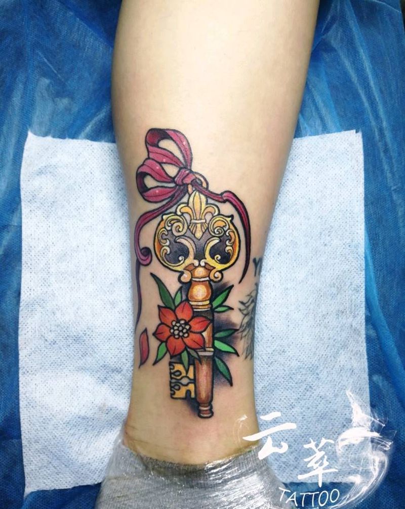 钥匙纹身图片_脚部New School纹身图案