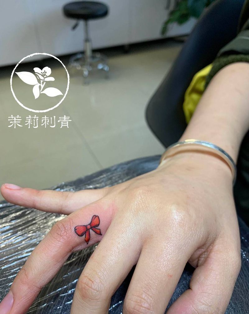 蝴蝶结纹身图片