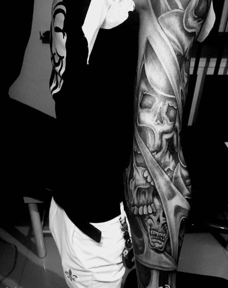 骷髅花臂纹身图片_成品手臂欧美鬼神纹身图案