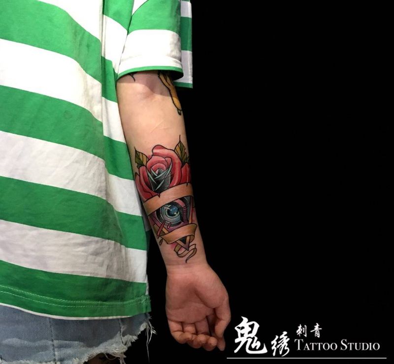 诠释之眼纹身图片_成品手臂欧美静物植物刺青纹身图案