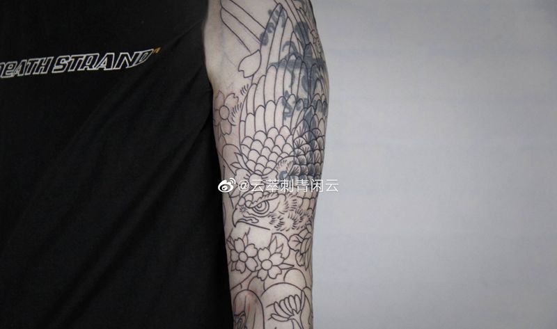 花臂纹身图片_手臂老传统纹身图案