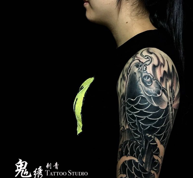 鲤鱼纹身图片_成品手臂传统动物刺青纹身图案