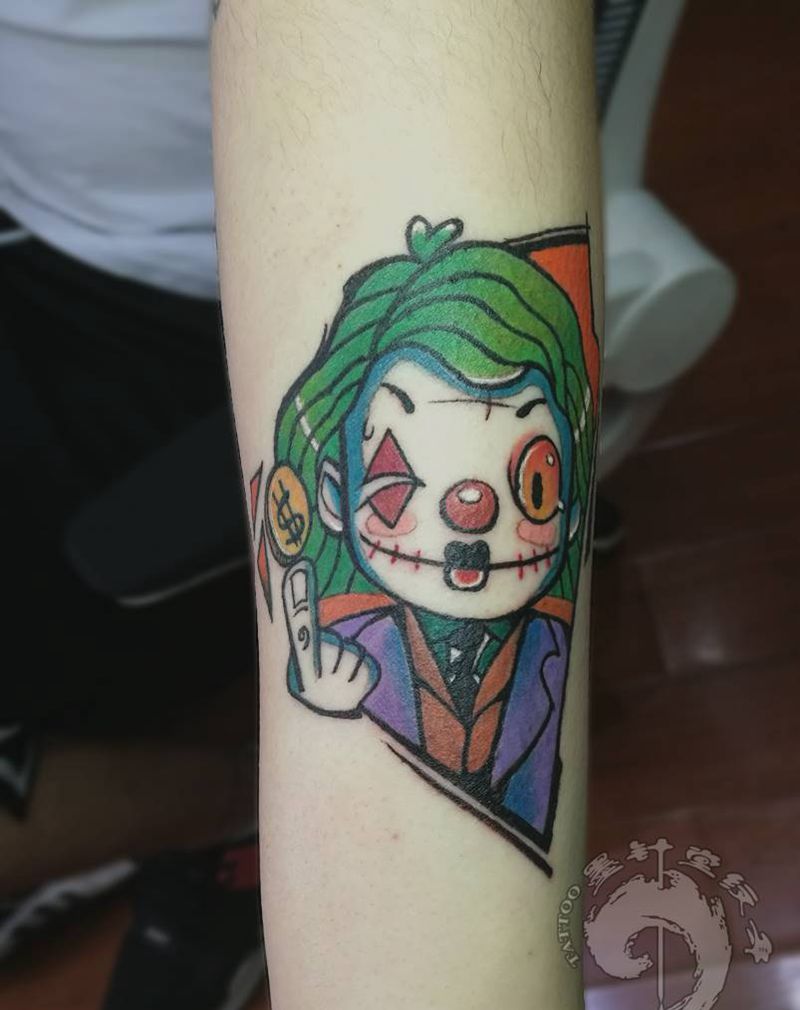 小丑纹身图片_手臂手部欧美写实Old School纹身图案