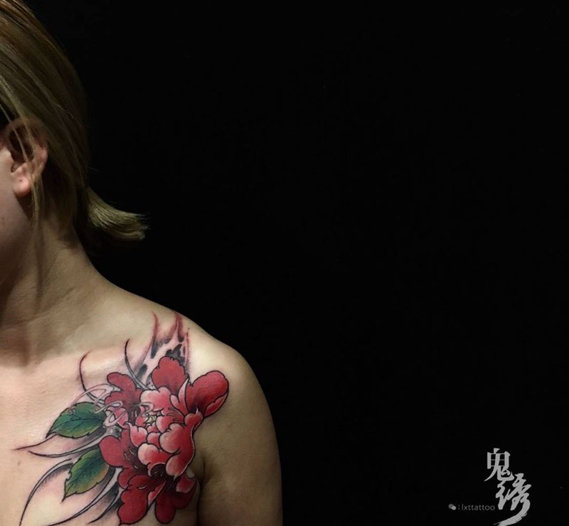 牡丹纹身图片_成品肩部传统植物刺青纹身图案
