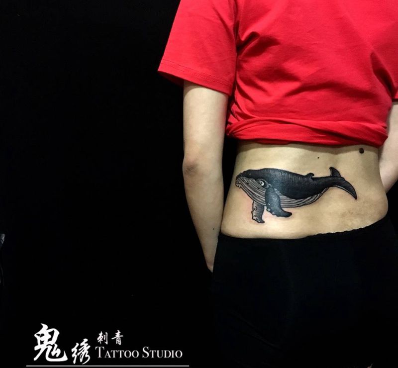 鲸鱼纹身图片_成品腰部欧美动物刺青纹身图案