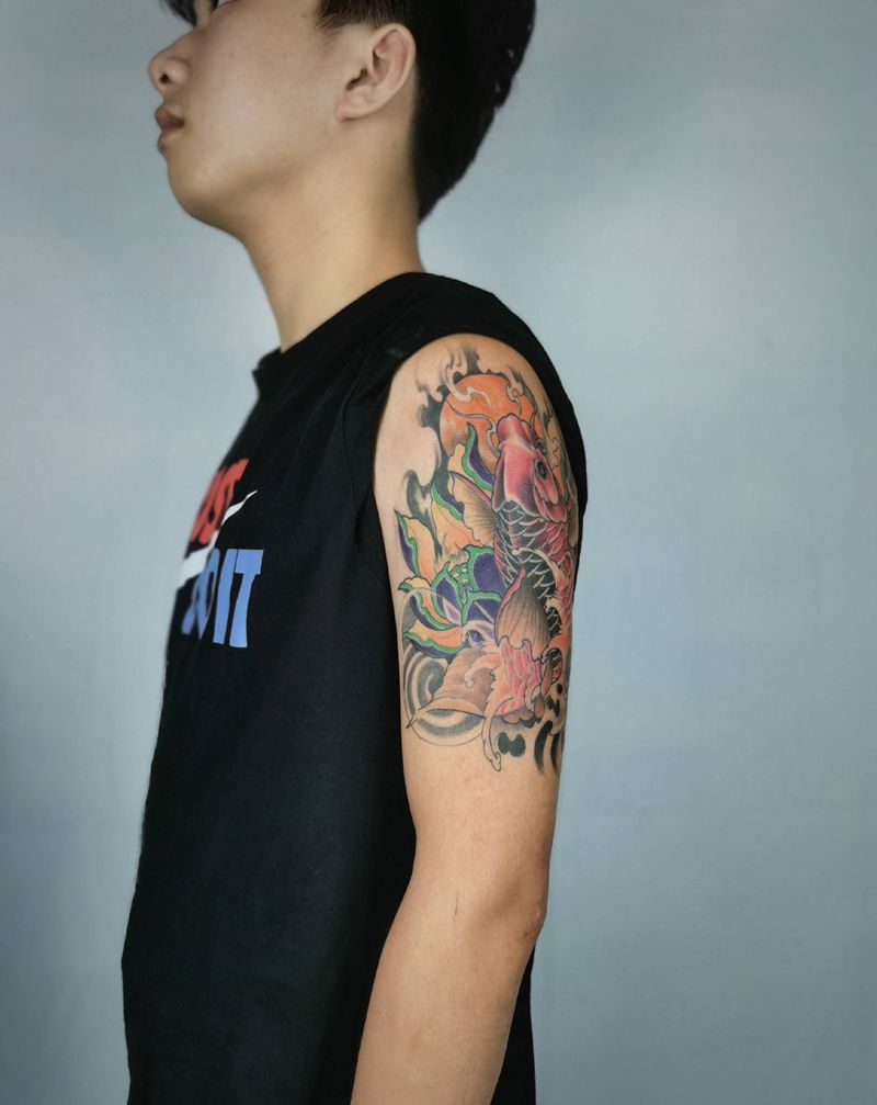 鲤鱼纹身图片_手臂新传统纹身图案