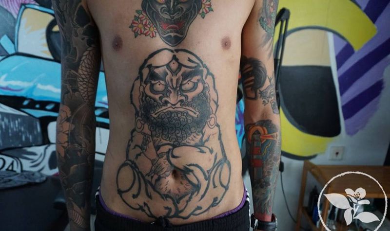 肚儿达摩纹身图片