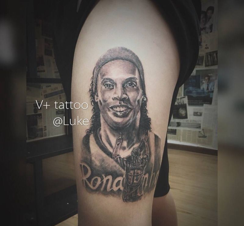 罗纳尔迪尼奥纹身图片