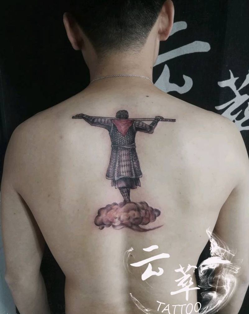 至尊宝纹身图片_背部纹身图案