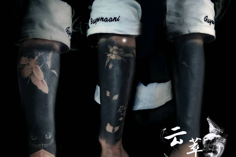 黑臂纹身图片_手臂点刺New School黑臂纹身图案