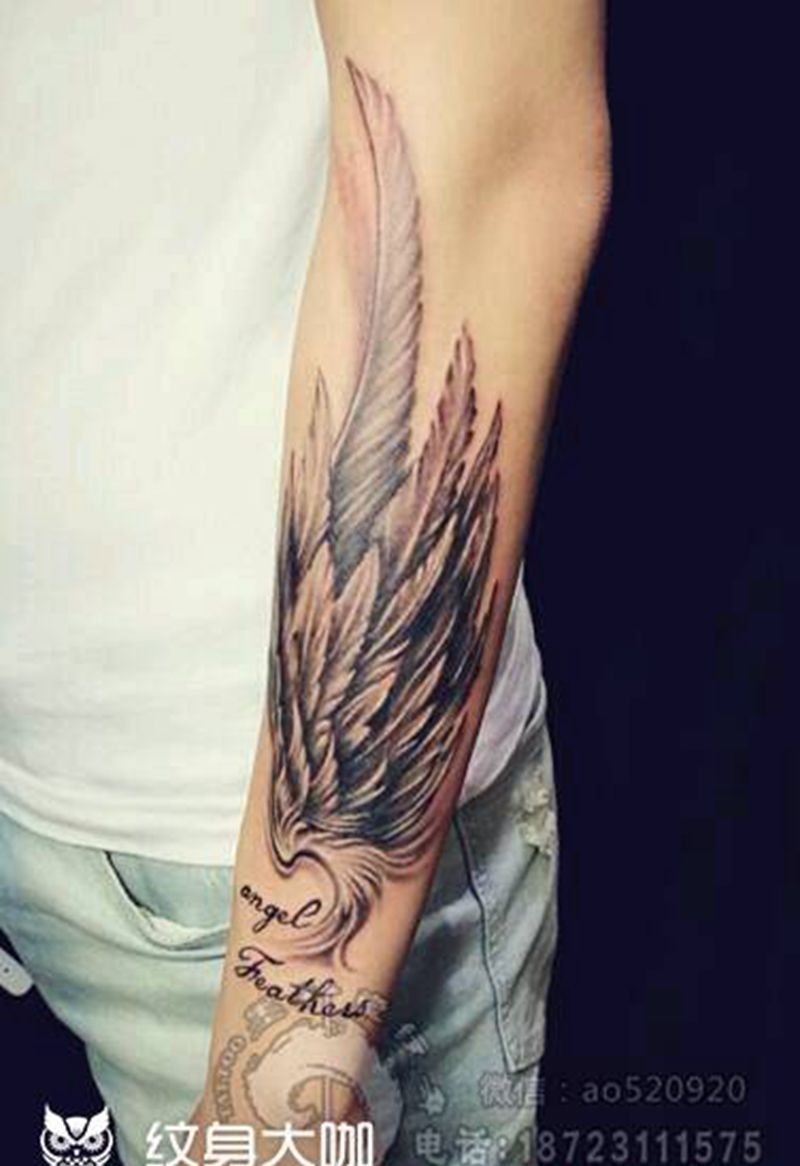 翅膀纹身图片