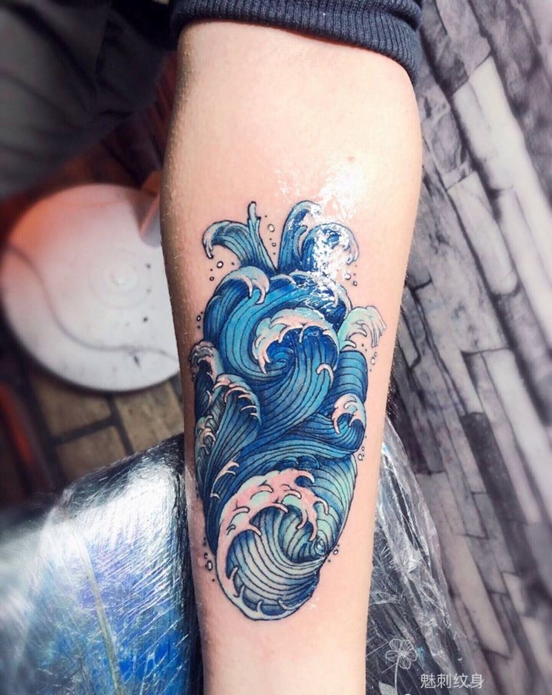 水浪 心脏纹身图片_成品手臂清新静物纹身图案