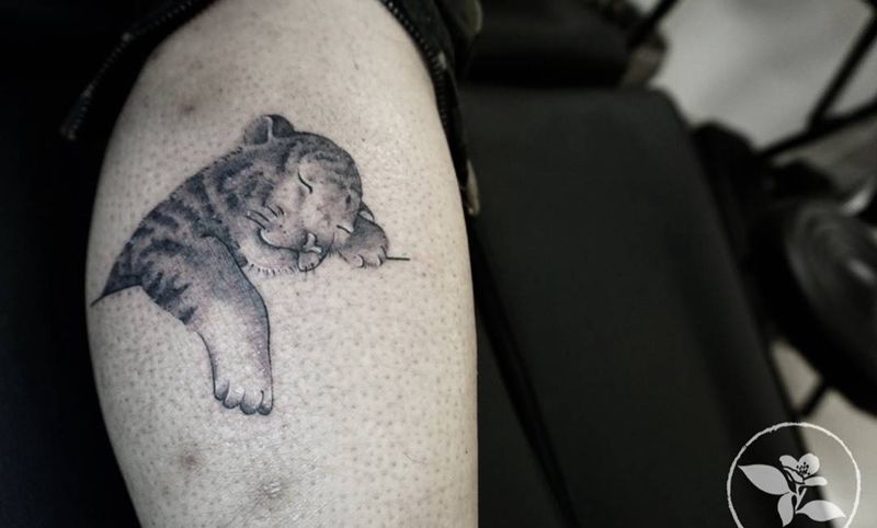 小老虎纹身图片