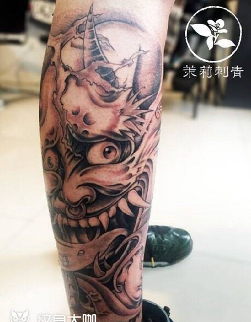 般若包小腿纹身图片_成品腿部传统动物纹身图案