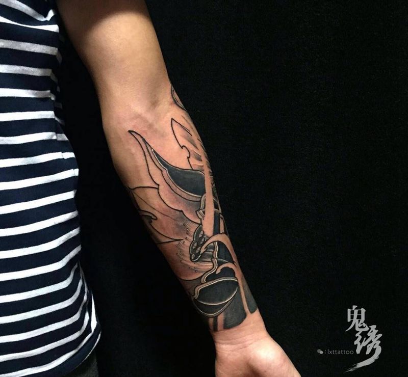 包小臂纹身图片_成品手臂传统动物刺青纹身图案