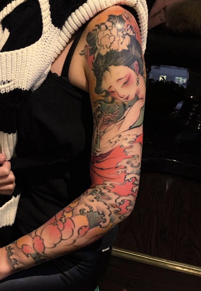 未完成的白蛇传纹身图片