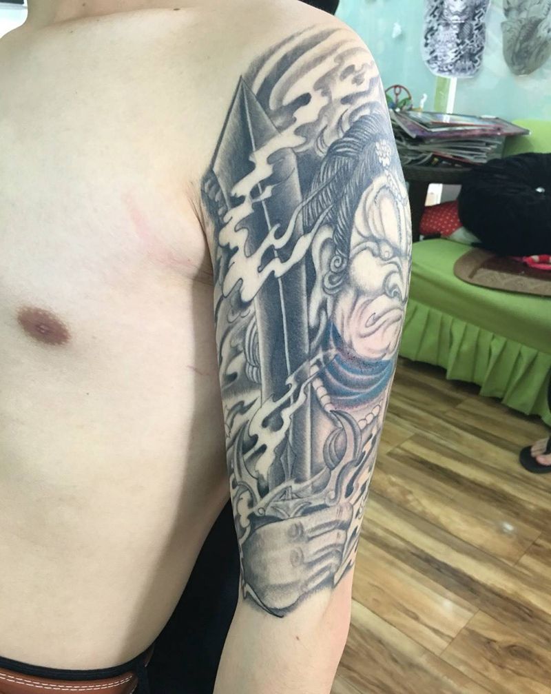 不动冥王纹身图片