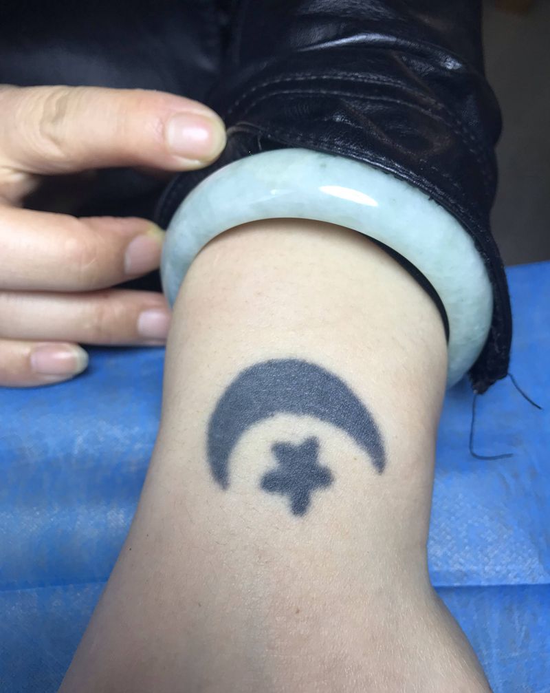 洗洗洗纹身图片_手部纹身图案