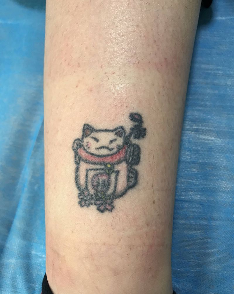 洗纹身图片_腿部纹身图案