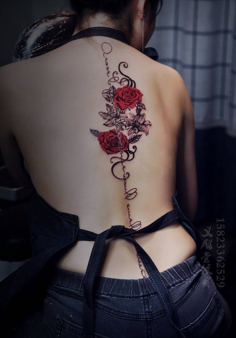 美女纹身纹身图片_背部清新植物小清新女性重庆纹身图案