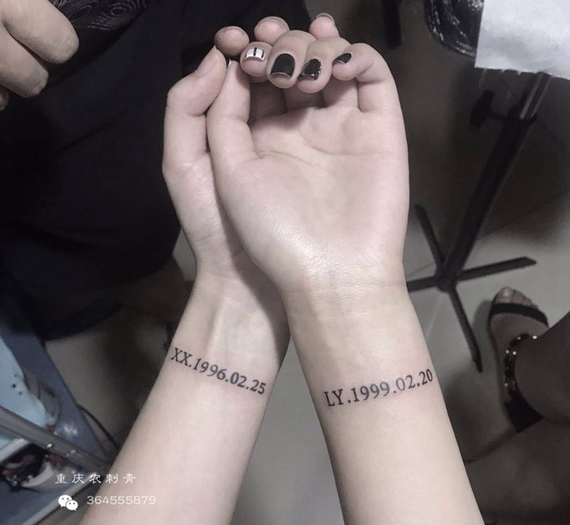 小清新纹身图片_手部手臂花体字数字英文手腕纹身图案