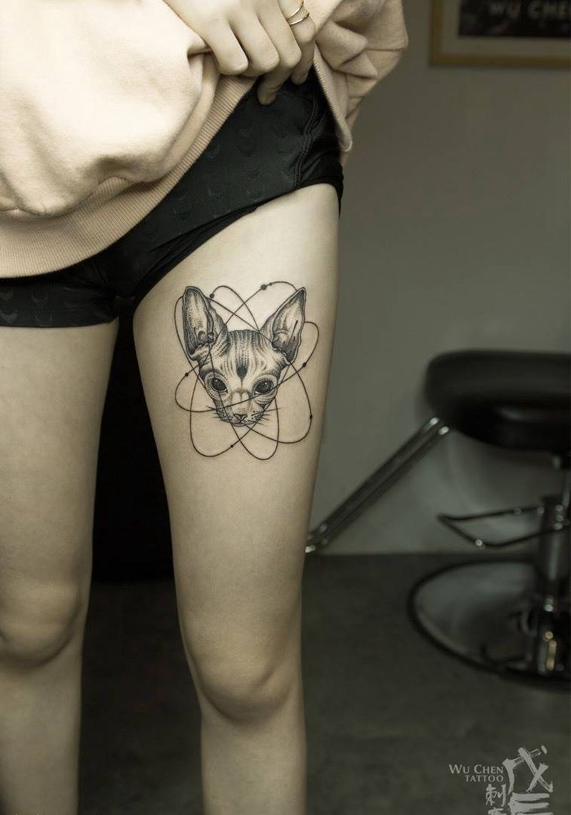 猫纹身图片_成品肩部腿部欧美几何猫猫点刺几何纹身图案
