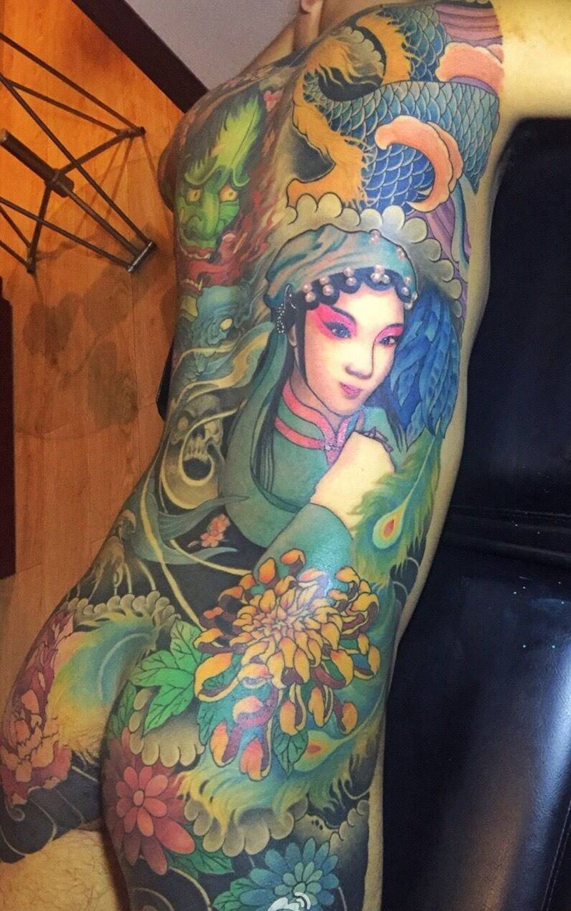 花旦凤凰般若纹身图片_成品臀部背部肩部腰部传统静物人物鬼神植物纹身图案