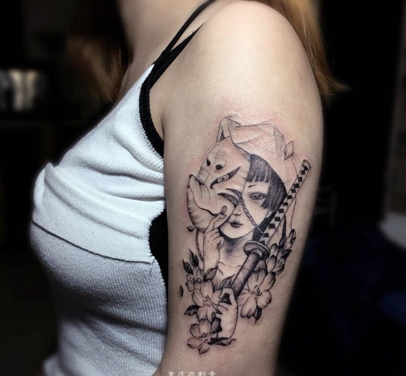 美女纹身图片_手臂手部点刺几何美女纹身图案