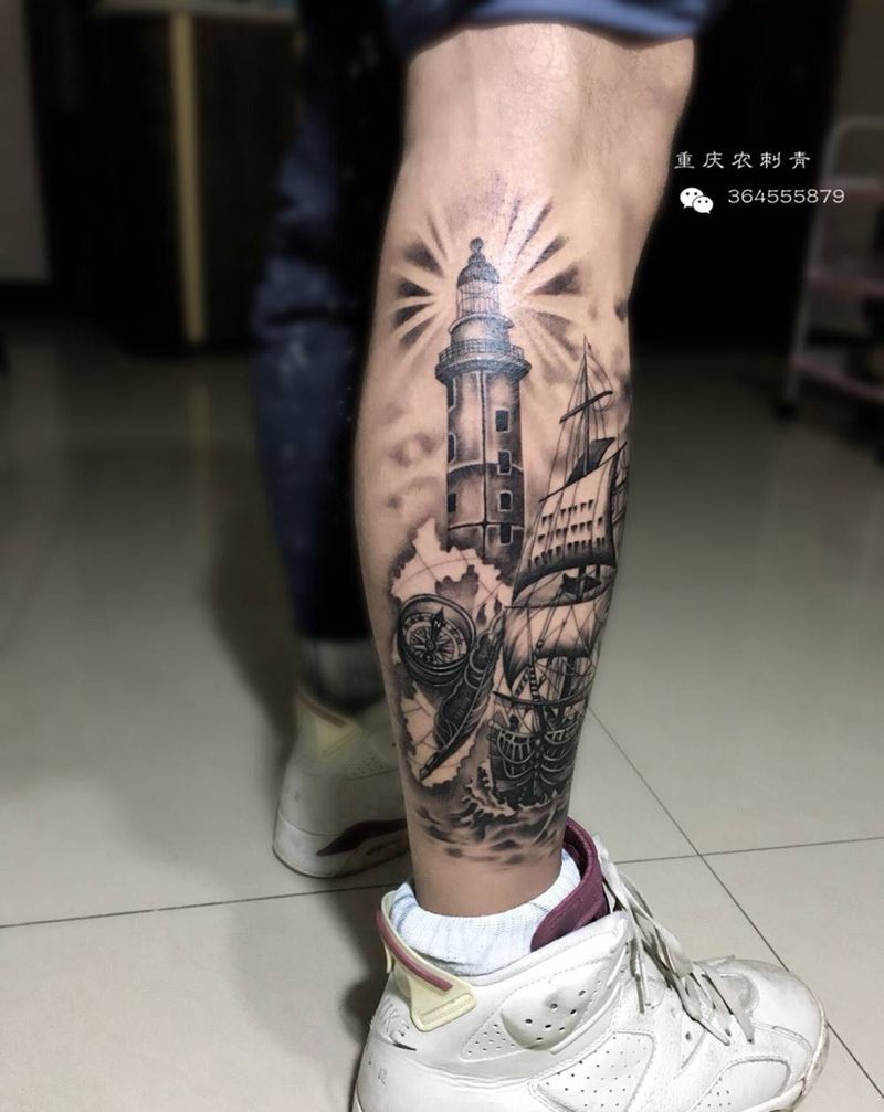 帆船纹身图片_腿部脚部欧美写实帆船灯塔指南针纹身图案