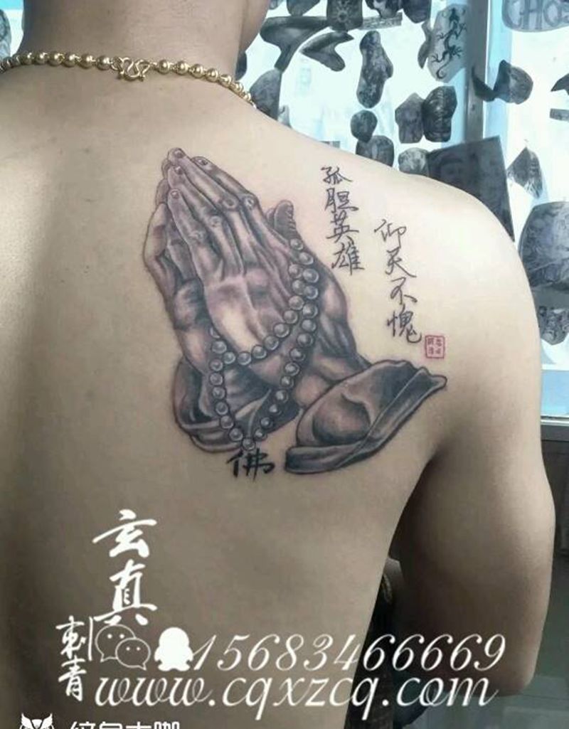 祈祷之手纹身图片