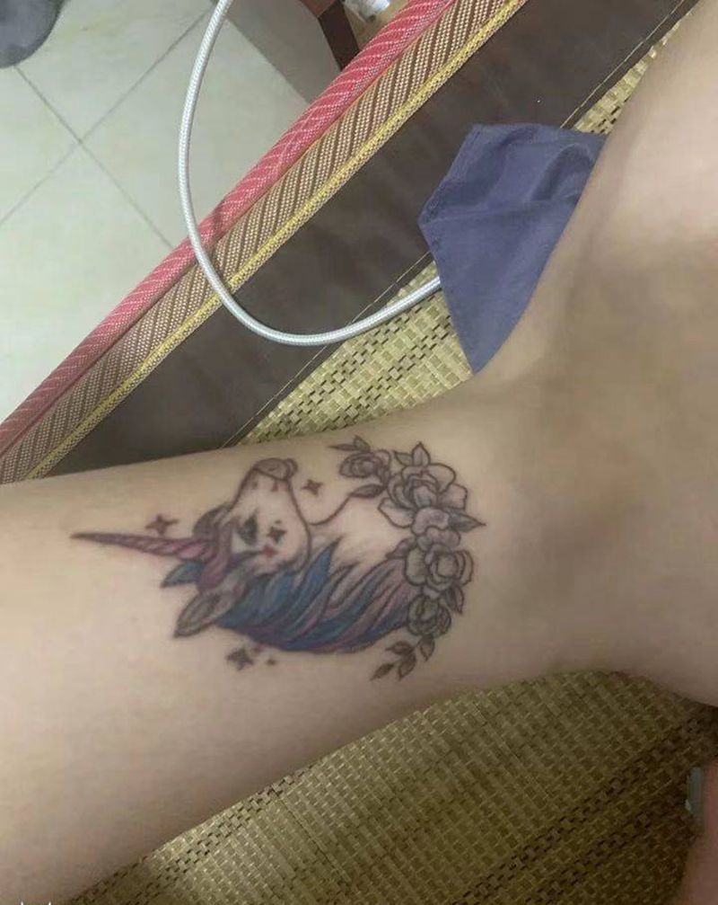 猫遮盖纹身图片_脚部纹身图案