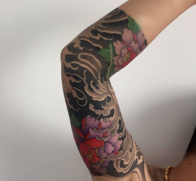 花臂内侧纹身图片