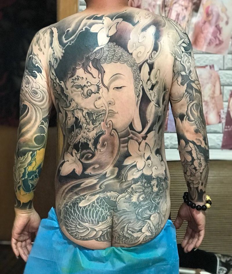 大满背 下次接腿纹身图片