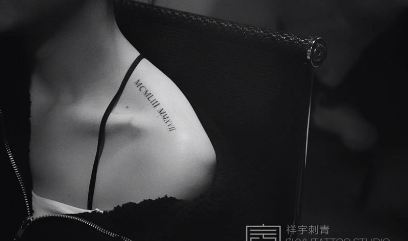 罗马数字纹身图片_肩部纹身图案
