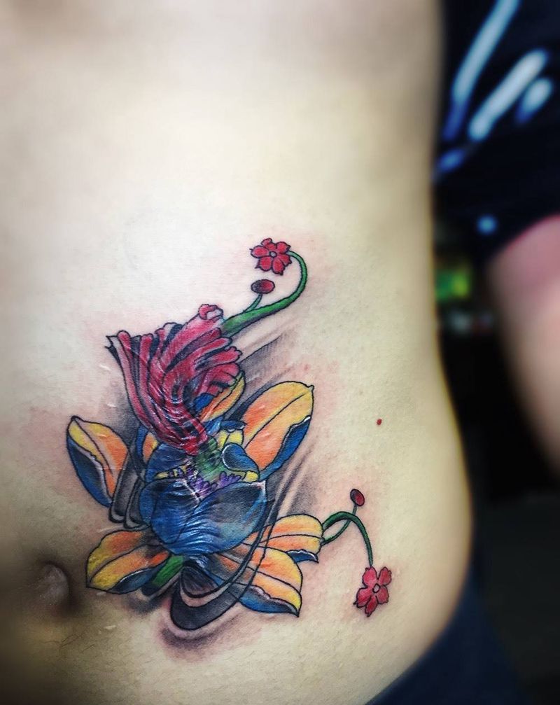 手术疤痕遮盖纹身图片