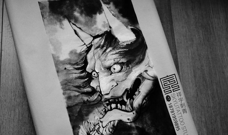 般若纹身图片_腿部纹身图案