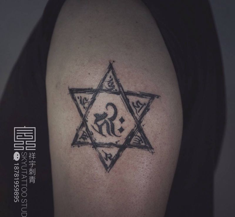 六字真言纹身图片_手臂纹身图案