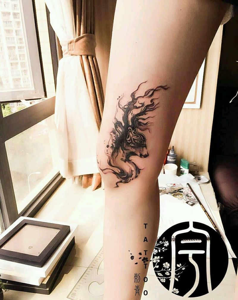 鹿头纹身图片_腿部国画动物原创成品纹身图案