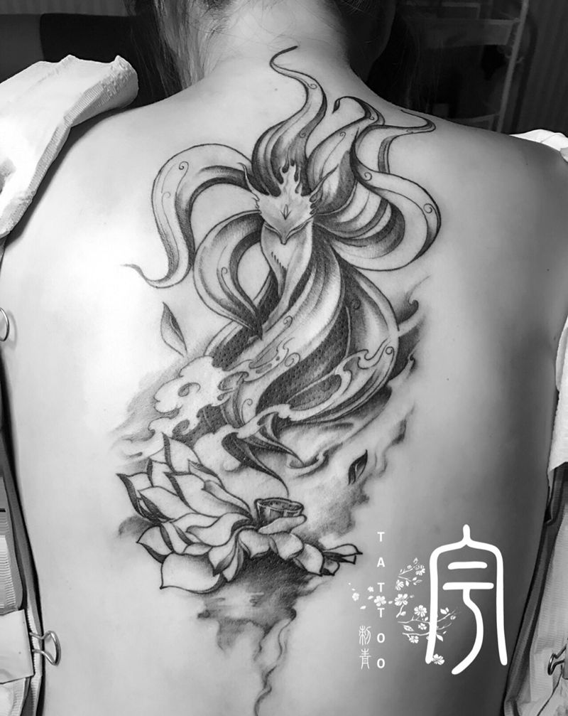 九尾纹身图片_成品背部传统鬼神原创纹身图案