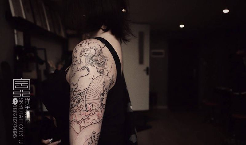 大臂艺伎纹身图片_手臂新传统艺伎纹身图案