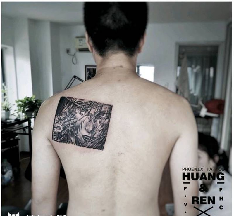 泰兰德。语风纹身图片_背部纹身图案