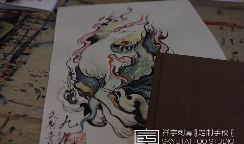 定制手稿纹身图片_腿部新传统九尾纹身图案