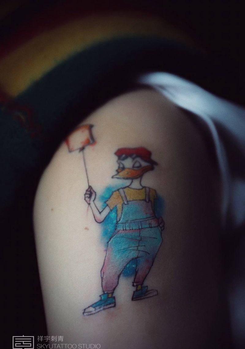 唐老鸭纹身图片_手臂水彩纹身图案