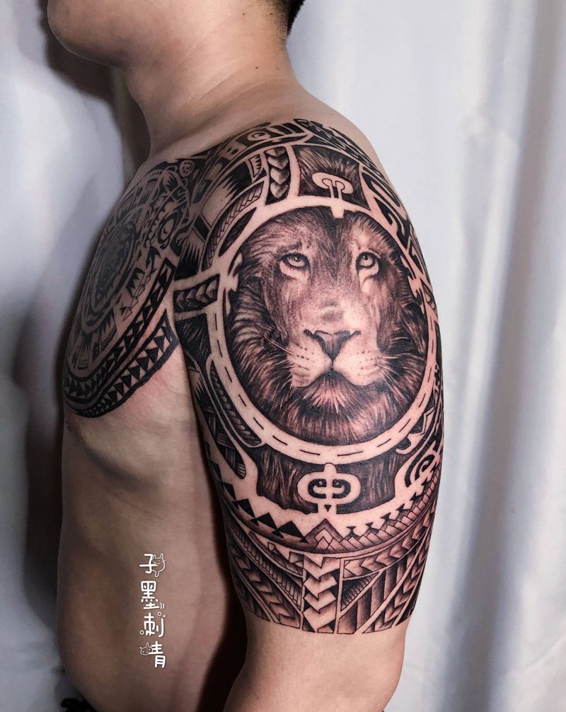 半甲玛雅图腾纹身图片_手部胸部点刺图腾纹身图案