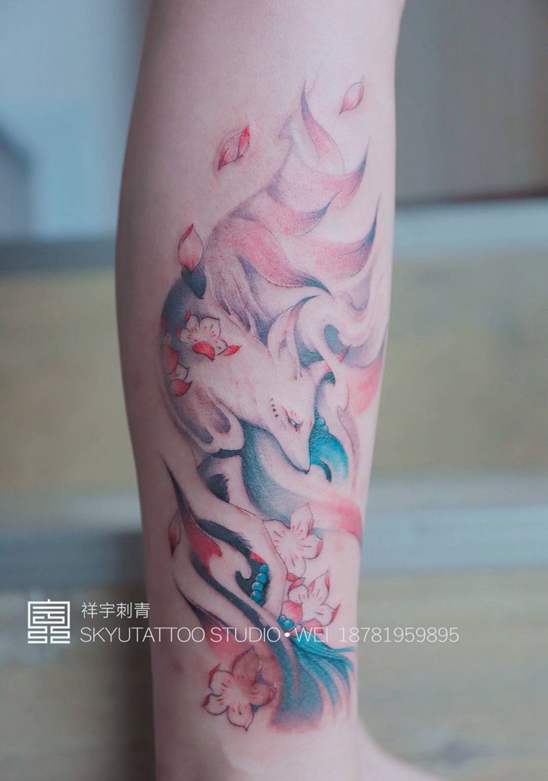 九尾纹身图片_成品脚部清新原创鬼神纹身图案