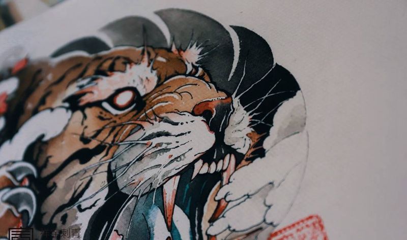 定制手稿纹身图片_成品胸部传统原创动物纹身图案